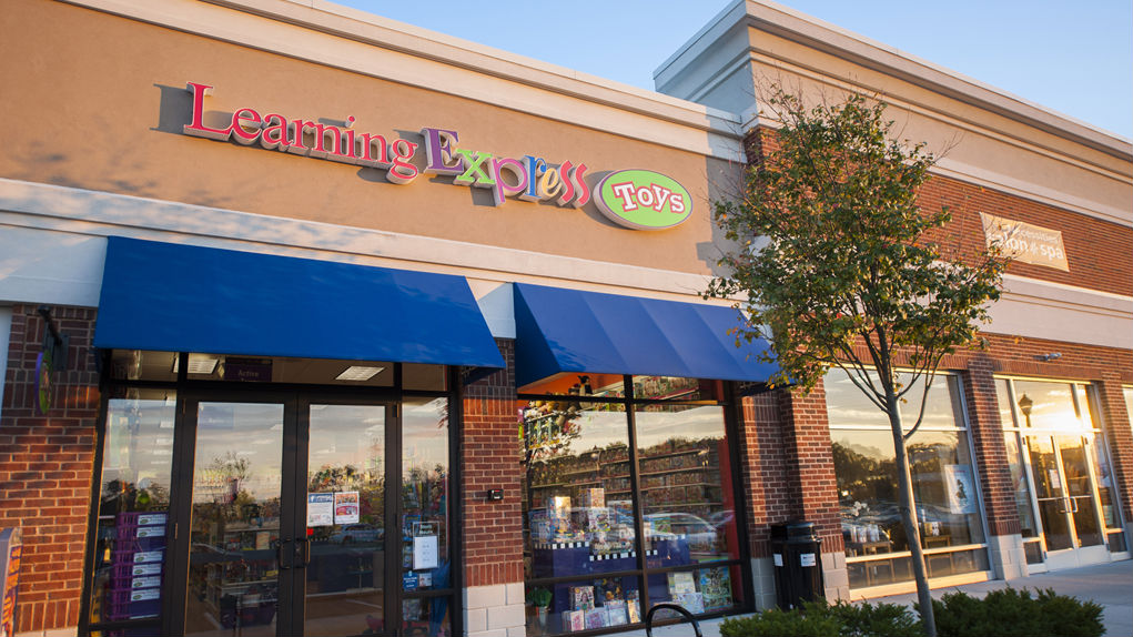 learning-express-storefront-sign